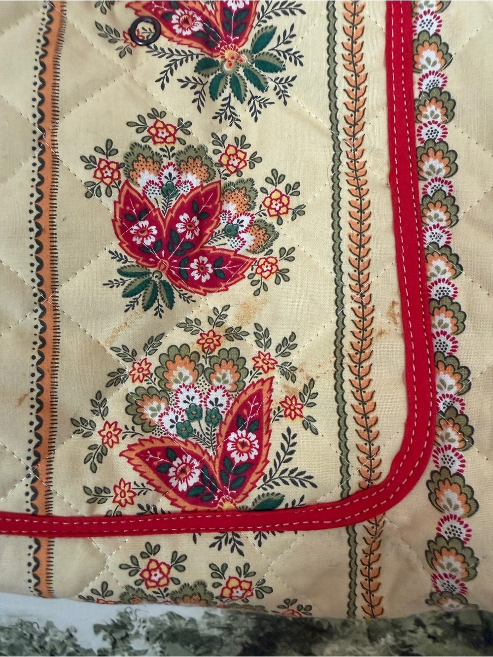 Beige Floral Tote Bag with Red Handles - Picture 4 of 5